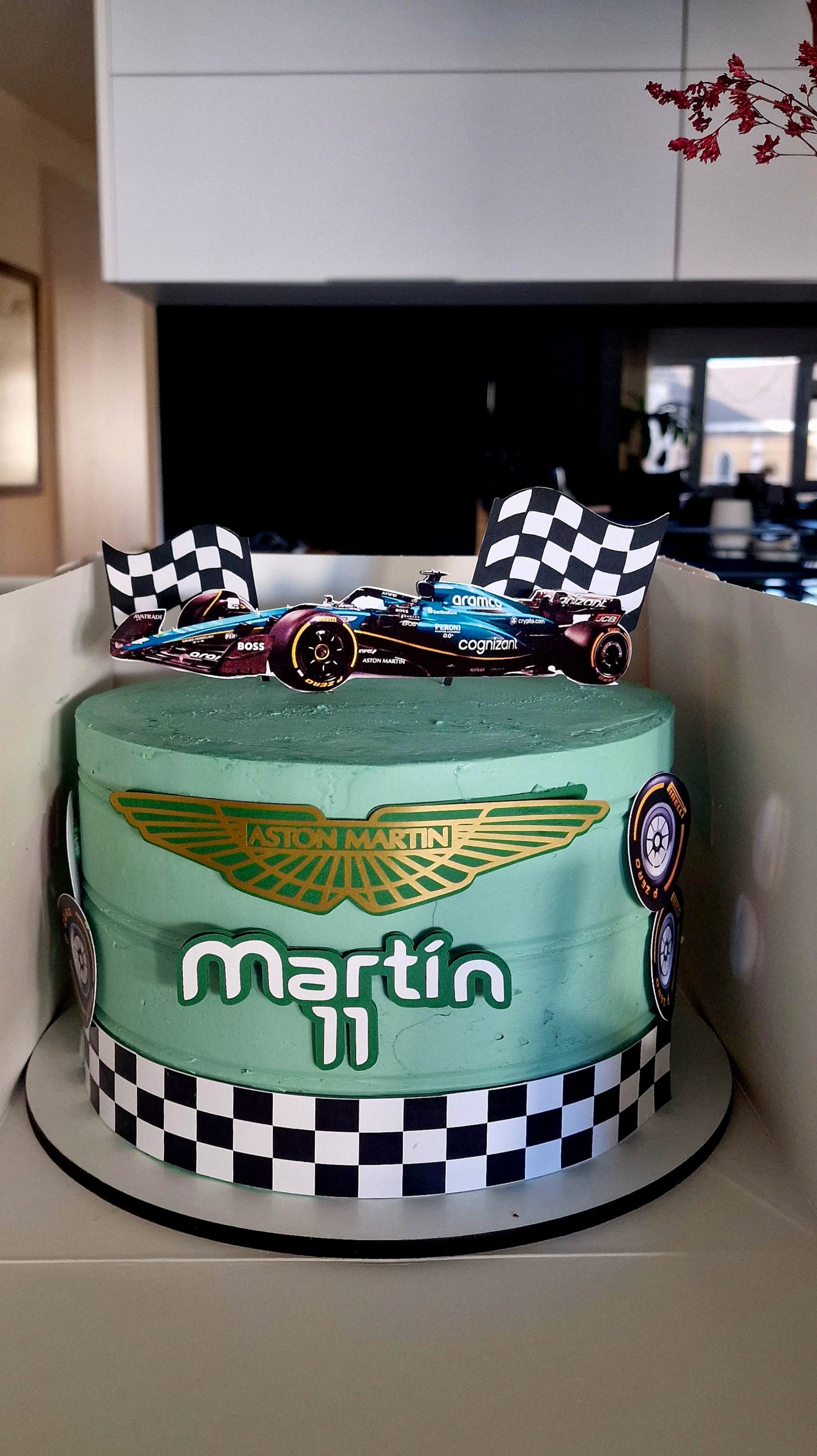 Tarta Aston Martin cumpleaños